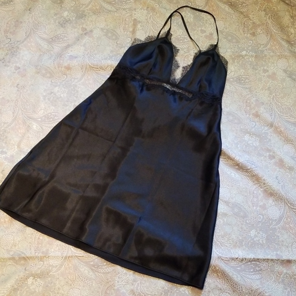 VS Slip - NWT